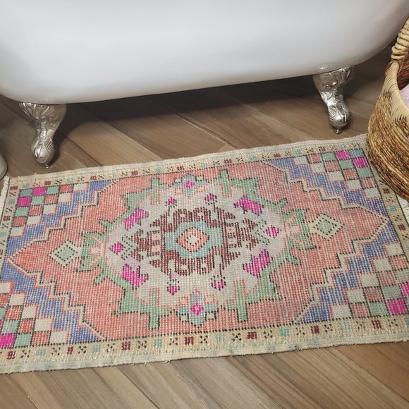 031 - CHER - Picture 3 of 4